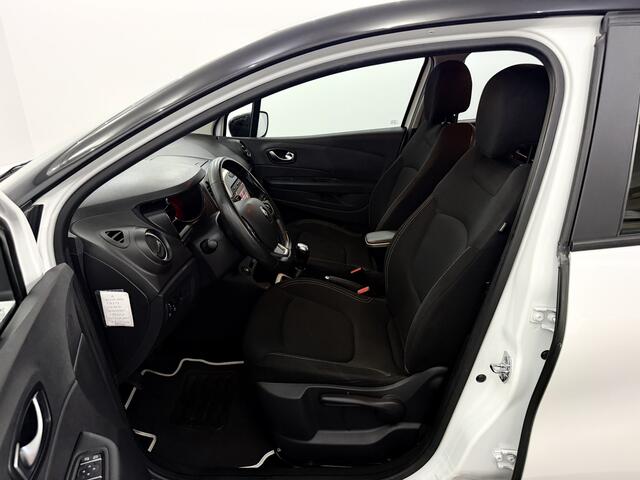 Renault CAPTUR 0.9 TCe Life Airco, Navi, Parkeersensoren, A start stop, Cruise control, Keyless start, Lichtmetalen velgen