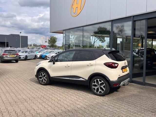 Renault CAPTUR 1.3 Tce 150 pk Intens - Pan dak - Navi - Apple/Android - camera
