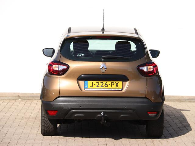 Renault CAPTUR 0.9 TCe Limited AIRCO / CRUISE / TREKHAAK / PDC ACHTER