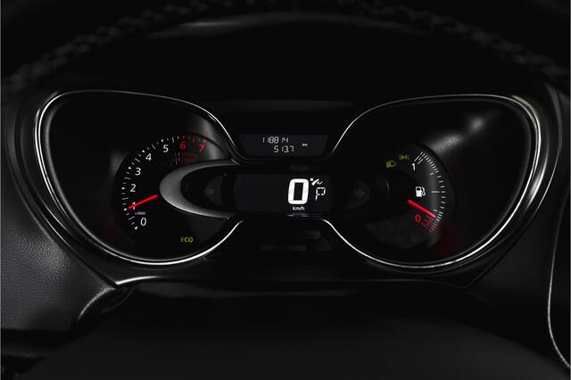 Renault CAPTUR 1.2 TCe 120 PK Intens - Automaat | Trekhaak | Cruise | Stoelverw. | PDC | NAV | ECC | LED | LM 17" |