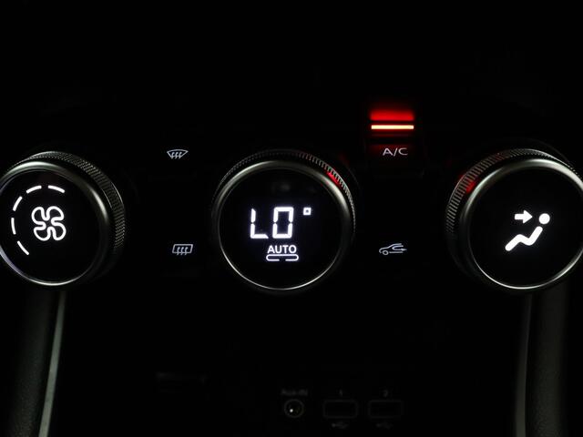 Renault CAPTUR 100pk TCe Intens Apple Carplay/Android Auto | Climate