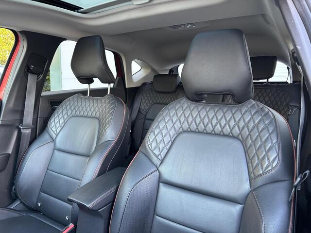 Renault CAPTUR 1.3 mild hybrid 160 iconic | Navigatie | Panoramadak | Leder | 360 Camera | Bose audio |