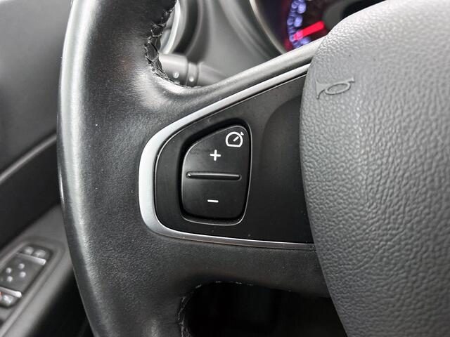 Renault CAPTUR 0.9 TCe Intens | Trekhaak | Camera | Apple Carplay/Android Auto | 17" Lichtmetalen velgen