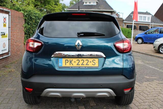 Renault CAPTUR TCe 90 pk Intens met o.a. afn.trekhaak/dode hoek waarschuwing/etc.