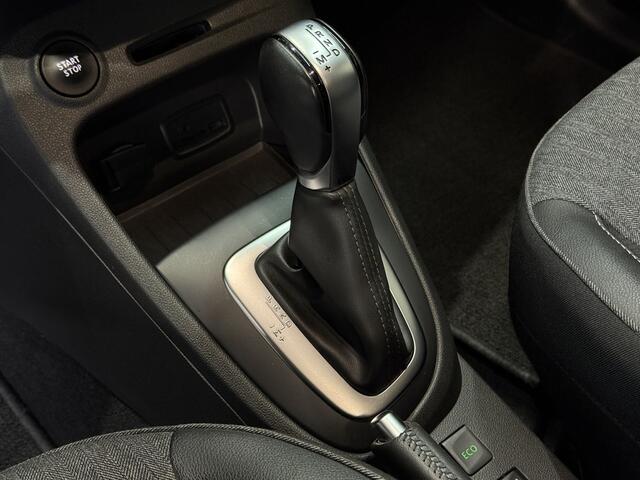 Renault CAPTUR 1.3 TCe 150pk Version S | Navi | Camera | Dodehoek | Stoelverwarming | LED | PDC |