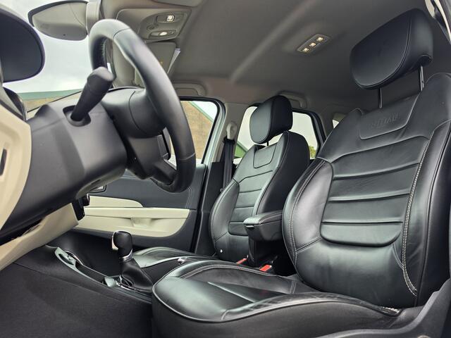 Renault CAPTUR 1.2 TCe Initiale Paris Automaat | Automaat | Leer | Bose | Trekhaak