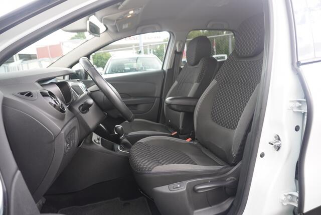 Renault CAPTUR 1.3 TCe Intens Trekhaak | Camera | Stoelverwarming | Cruise
