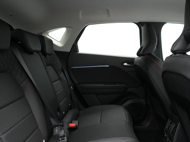 Renault CAPTUR 1.6 E-Tech Initiale Paris PHEV 160pk Dealer O.H | Adaptive Cruise | 360 Camera | Lederen Sportstoelen Verwarmd | Stuur Verwarmd | Blis | Keyless | Navigatie | DAB | 18"L.M | Plug In Hybrid |