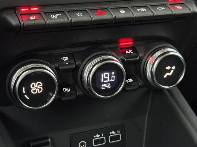 Renault CAPTUR 1.3 mild hybrid 160 iconic | Panoramadak | 360° Camera | Adaptive Cruise Control | Lederen Bekleding | Stoel & Stuurverwarming | Bose audio