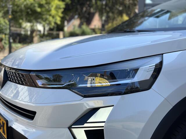 Renault CAPTUR 1.8 E-Tech full hybrid 160 techno | Google Built-in | Airco | Camera en Sensoren | Nieuwe auto!! | Wit metallic | Apple Carplay/Android Auto |