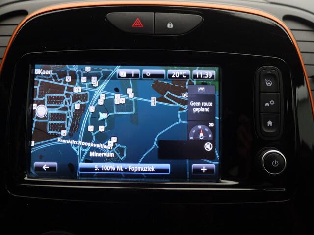 Renault CAPTUR TCe 90 Intens | Climate control | Cruise control | Pack Premium ! Pack Look Interieur Caramel | Parkeersensoren rondom en achteruitrijcamera | Bose premium audio |