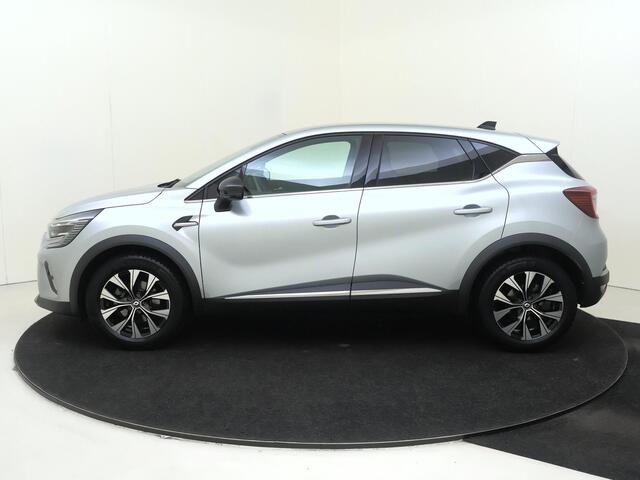 Renault CAPTUR 1.6 E-Tech Full Hybrid Techno 145PK | Automaat | Navigatie | Parkeersensoren & Camera | 17'' Velgen | Climate Control | Privacy Glass | Keyless Entry | Apple CarPlay & Android Auto