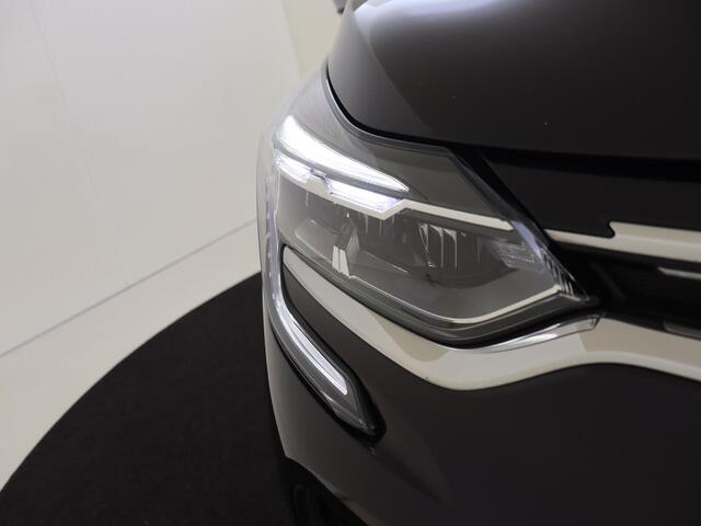 Renault CAPTUR 1.3 TCe Initiale Paris 130PK | Trekhaak | Lederen Bekleding | Stoel- & Stuurwielverwarming | BOSE Premium Sound | 360-graden Camera | Adaptieve Cruise Control incl. Stuurhulp | 9,3" Full-Map Navigatie |