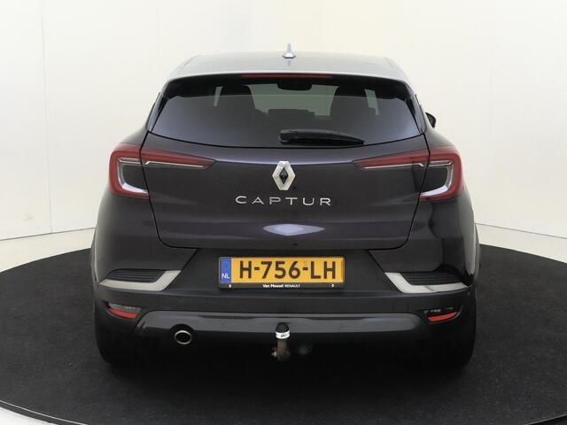 Renault CAPTUR 1.3 TCe Initiale Paris 130PK | Trekhaak | Lederen Bekleding | Stoel- & Stuurwielverwarming | BOSE Premium Sound | 360-graden Camera | Adaptieve Cruise Control incl. Stuurhulp | 9,3" Full-Map Navigatie |