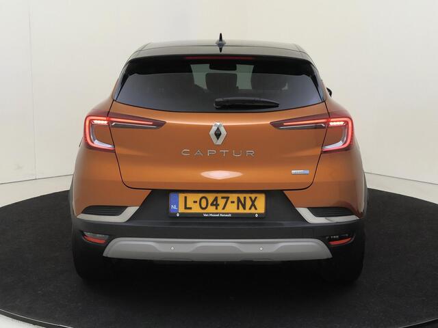 Renault CAPTUR 1.6 E-Tech Plug-in Hybrid 160 Intens Groot scherm Navigatie | Afneembare Trekh. | Camera | Full Led | Climate Control | 1e Eig.