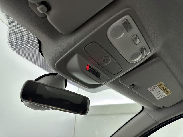 Renault CAPTUR 1.2 TCe Xmod 120PK | Automaat | Navigatie | Stoelverwarming | Achteruitrijcamera | Climate Control | Half-Lederen Bekleding