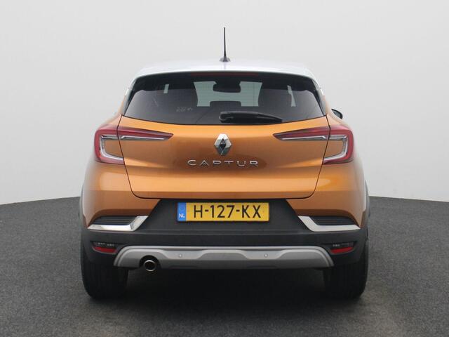 Renault CAPTUR 1.3 TCe 130 Intens | Camera | PDC Voor+Achter | Full-Map Navigatie | LED Pure Vision | 17" LMV | Cruise Control & Snelheidsbegrenzer | Keyless | Apple Carplay & Android Auto