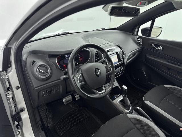Renault CAPTUR 1.3 TCe Intens | Airco Automatisch | Achteruitrijcamera | Apple Carplay/Android Auto | Blind Spot Warning | BOSE Audio | Cruise Control | Easy Park Assist | Keyless | Parkeersensoren Rondom |