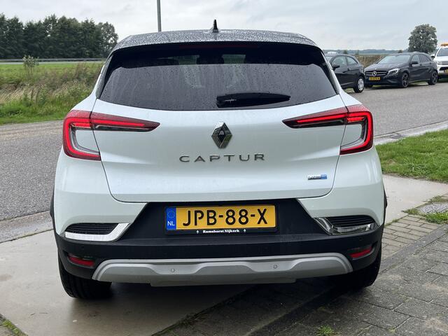 Renault CAPTUR 1.6 E-Tech Plug-in Hybrid 160PK Intens / Camera / Parkeerhulp V+A / Climate / LMV /
