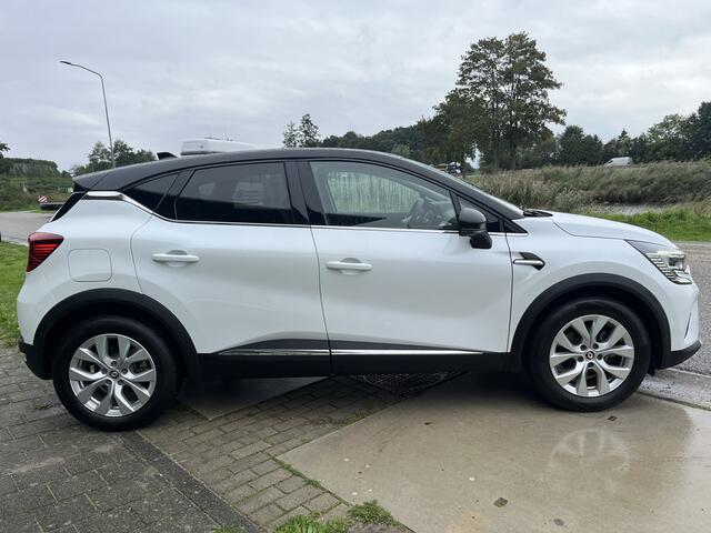 Renault CAPTUR 1.6 E-Tech Plug-in Hybrid 160PK Intens / Camera / Parkeerhulp V+A / Climate / LMV /