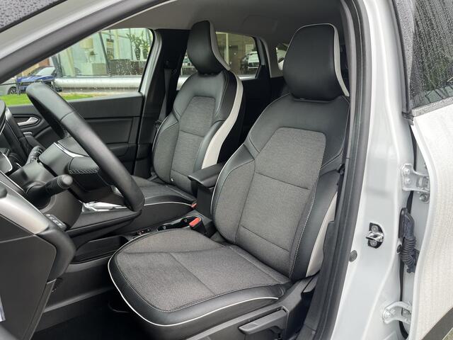 Renault CAPTUR 1.6 E-Tech Plug-in Hybrid 160PK Intens / Camera / Parkeerhulp V+A / Climate / LMV /