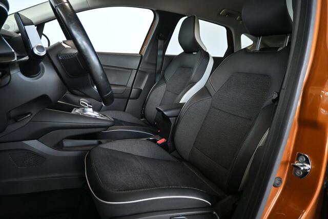 Renault CAPTUR 1.6 E-Tech Plug-in Hybrid 160 Intens Clima Cruise Navigatie 360° Gr Camera 1e Eigenaar Trekhaak Inruil Mogelijk!