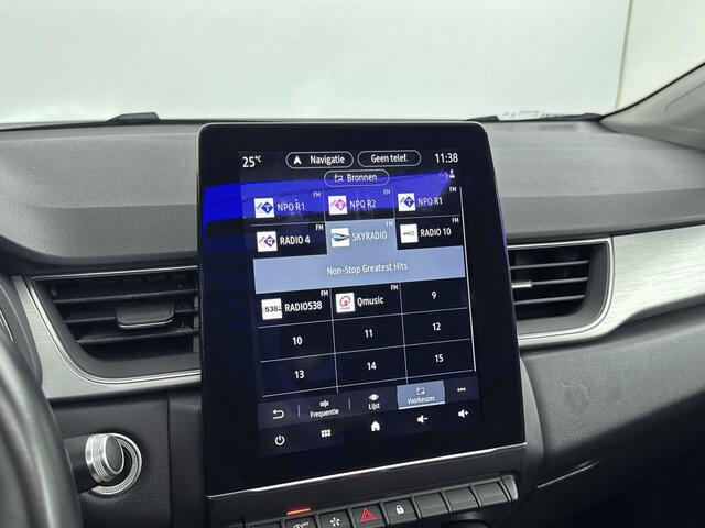 Renault CAPTUR 1.3 TCe 130Pk EDC Edition One | Navigatie | Apple & Android Carplay | Trekhaak | Schuif-Kanteldak | Climate Control | Cruise Control & Snelheidsbegrenzer | Privacy Glass | Achteruitrijcamera |