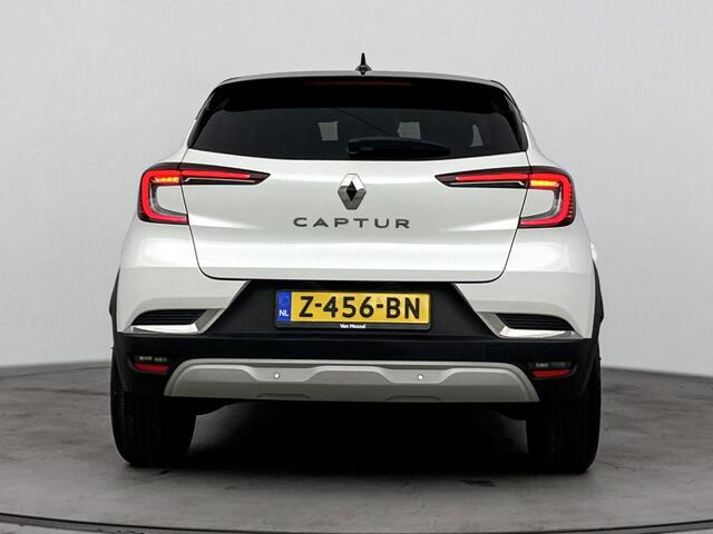 Renault CAPTUR 1.3 mild hybrid 140Pk Techno | Navigatie | Parkeersensoren Voor en Achter & Achteruitrijcamera | Apple Carplay/Android Auto | Cruise Control | Climate Control | Lederen/Stof Bekleding | LED Koplampen | Lichtmetalen Velgen |