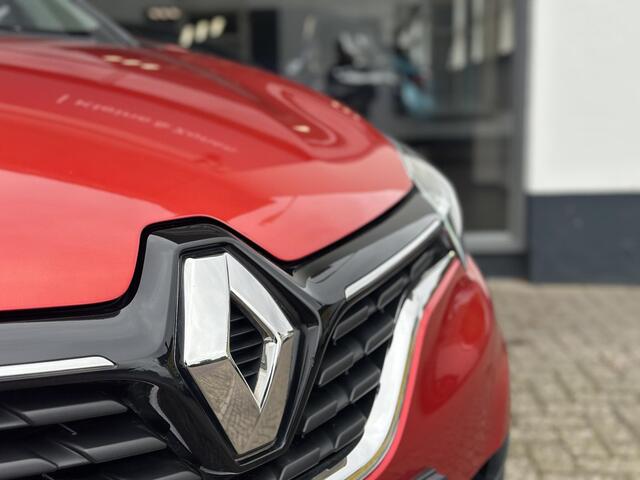 Renault CAPTUR 1.3 TCe 150 EDC Intens | Easy Life Pack | Voorstoelen verwarmd | Pack Premium | Armsteun | Panoramadak | Trekhaak | Premium kleur Rouge Flamme | Camera achter | Parkeersensoren voor + achter | Lage kilometerstand |