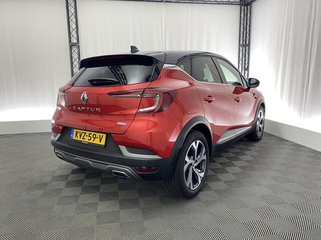 Renault CAPTUR 1.6 E-Tech Plug-in Hybrid 160 R.S. Line | Camera | Sportstoelen | Stoelverwarming | Navi | Cruise | LED