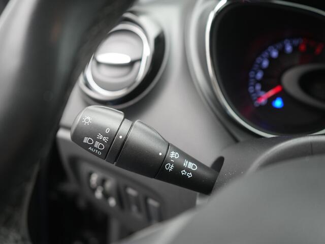 Renault CAPTUR TCe 120 EDC Dynamique - RIJKLAARPRIJS - Sidebars - Trekhaak - Dealeronderhouden