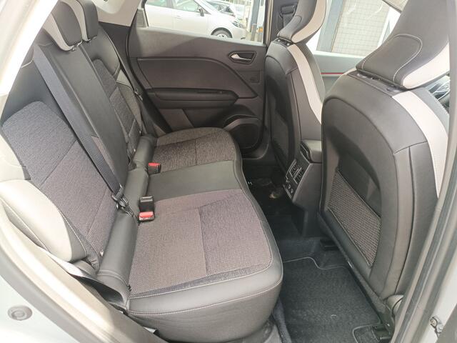 Renault CAPTUR 1.6 E-Tech plug-in hybrid 160 techno