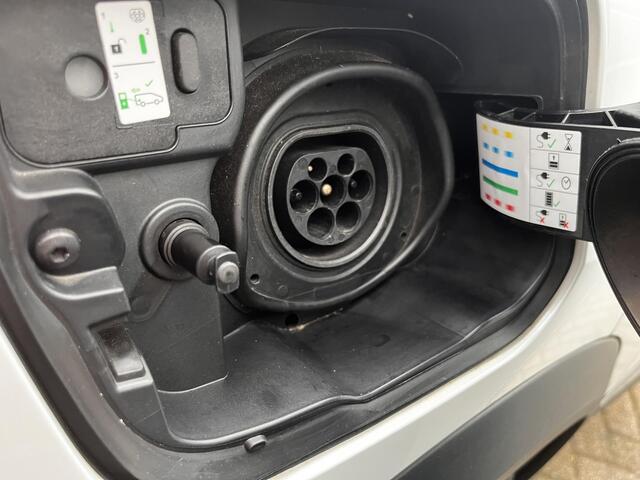 Renault CAPTUR 1.6 E-Tech Plug-in Hybrid 160 Intens