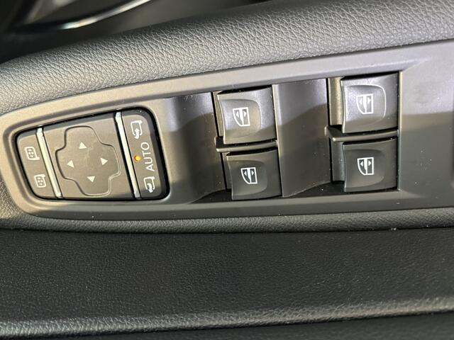Renault CAPTUR 0.9 TCe Intens | Navigatie | Cruise | Climate Control | Camera | dodehoek sensor