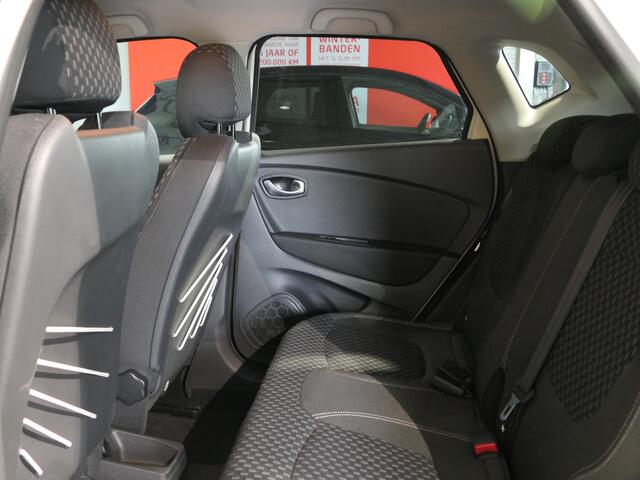 Renault CAPTUR 0.9 TCe Intens *Dealer onderhouden!* - Parkeerassistent - Camera - Dodehoek - Sensor V+A