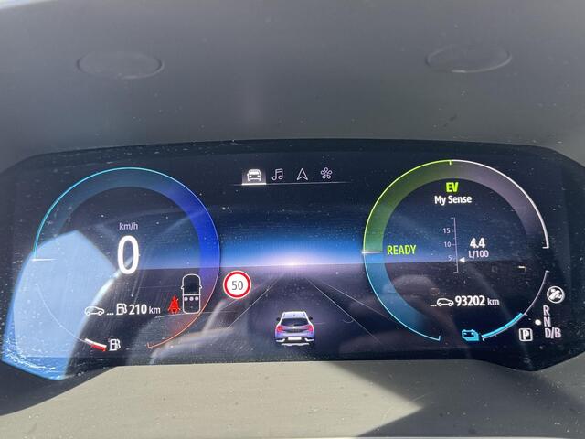 Renault CAPTUR 1.6 E-Tech Hybrid 145 Rive Gauche | Trekhaak | Camera | Navigatie | Climate Control |