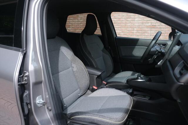 Renault CAPTUR 1.8 E-Tech full hybrid 160pk EDC techno - Navigatiesysteem - Apple CarPlay - Adaptieve cruise - Full LED - Achteruitrijcamera - Keyless - Dodehoekdetectie - Stoel en stuurverwarming