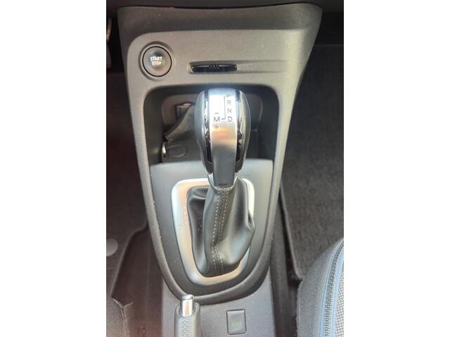 Renault CAPTUR 1.3 TCe Intens AUT. Clima Cruise PDC Navi – foto 3