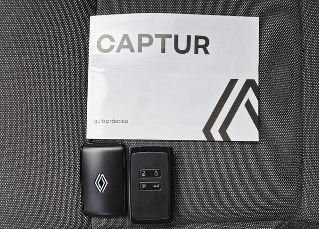 Renault CAPTUR 1.8 E-Tech full hybrid 160 techno / Fabrieksgarantie tot 02-2029 / Pack Winter / Stuur- en stoelverwarming / Navigatie groot scherm / Camera / Climate Control / 18" LM wielen / – foto 7
