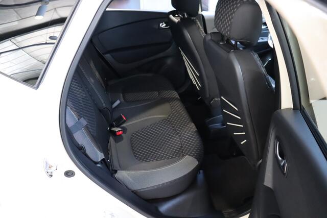 Renault CAPTUR TCe 90pk Intens + park assist + trekhaak – foto 9