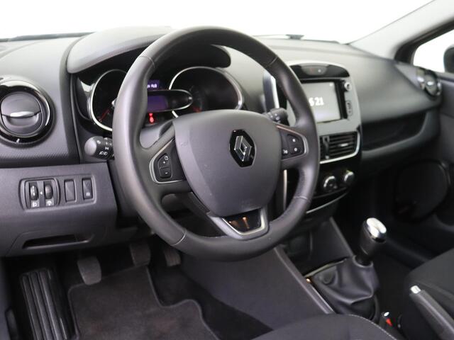 Renault CLIO Estate 0.9 TCe 90 PK Limited Navigatie | Parkeersensoren Achter | Airco | Bluetooth | Apple Carplay/Android Auto