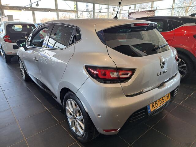 Renault CLIO 1.2 TCe 120pk Intens | Lm velgen | Cruise | Navigatie | Stoelverwarming | LED | incl. Bovag rijklaarpakket met 12 maanden garantie |