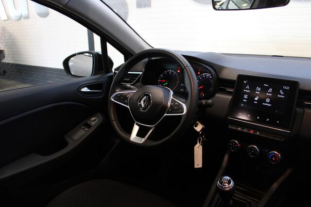 Renault CLIO 1.0 TCe 90 Equilibre | Incl. 12 maanden garantie | Cruise control | Apple carplay/Android auto | Airco | Navigatie | DAB radio | Parkeersensoren | Lane assist |