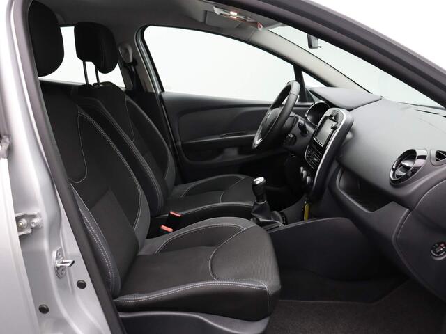 Renault CLIO TCe 90pk Zen | Dealer onderhouden | Airco | Cruise control | Design Pack | Navigatie |