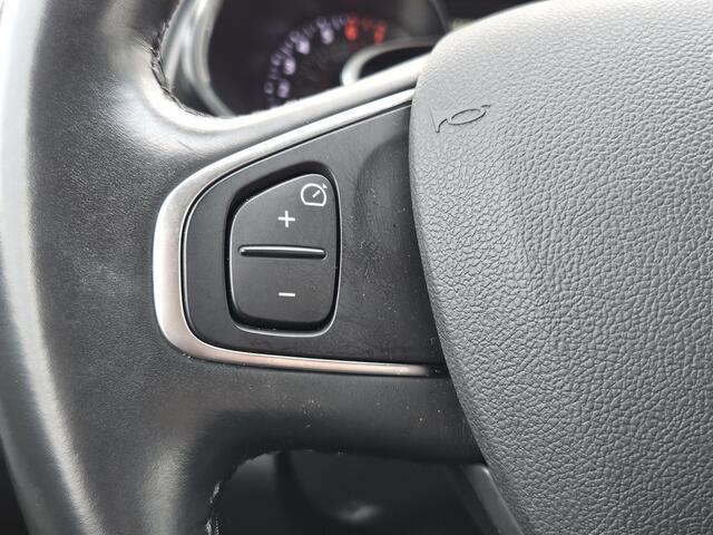 Renault CLIO 1.2 TCe Intens // Automaat // NAP