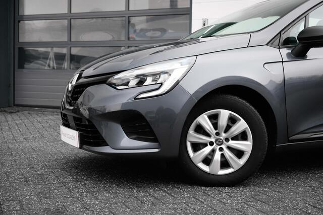 Renault CLIO 1.0 TCe 100 PK Life | Airco | Blue Tooth | DAB Radio | Ramen voor elektrisch | Gris Titane metallic | | incl. Bovag rijklaarpakket met 12 maanden garantie |