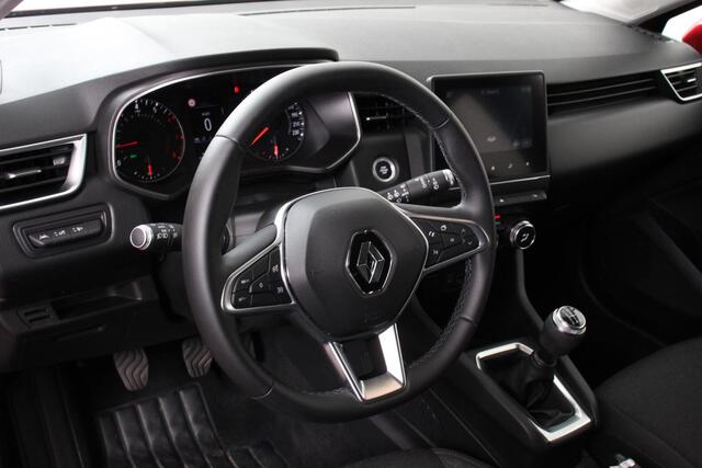 Renault CLIO 1.0 TCe 100pk Experience Demo! | Navigatie | Climate Control | Cruise control | Lichtmetalen Velgen | Parkeer Sensoren | Extra Getint glas | 5 deurs