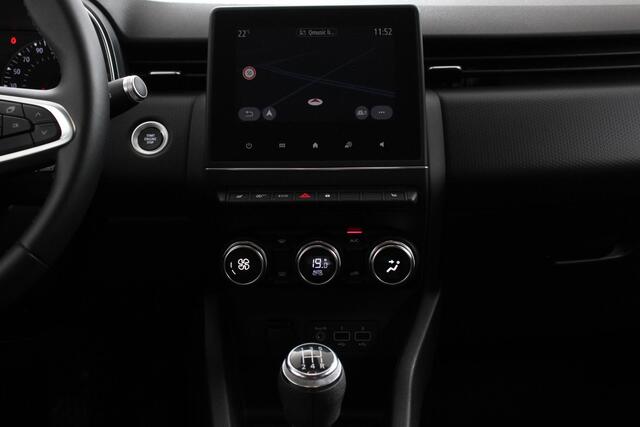 Renault CLIO 1.0 TCe 100pk Experience Demo! | Navigatie | Climate Control | Cruise control | Lichtmetalen Velgen | Parkeer Sensoren | Extra Getint glas | 5 deurs