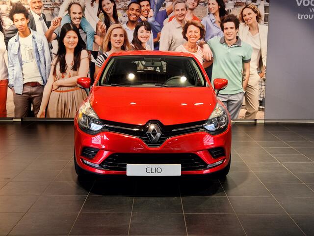 Renault CLIO 0.9 TCe Zen - Navi, cruise, airco, afneembare trekhaak