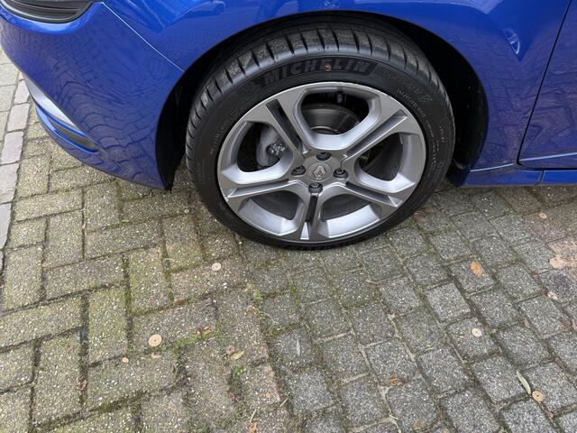 Renault CLIO 1.2 TCe GT-LINE NAVIGATIE AIRCO ECC PARK.SENSOREN CPV E;ELTR.RAMEN